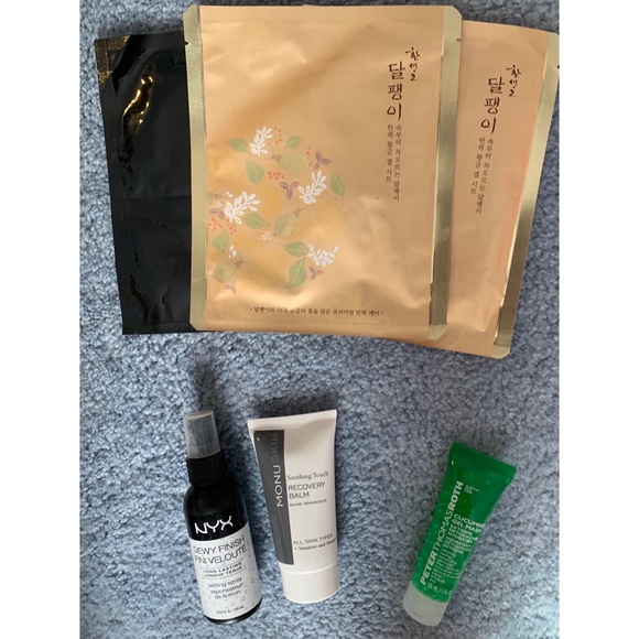 NWT KOREAN Beauty samples BUNDLE - Picture 2 of 3